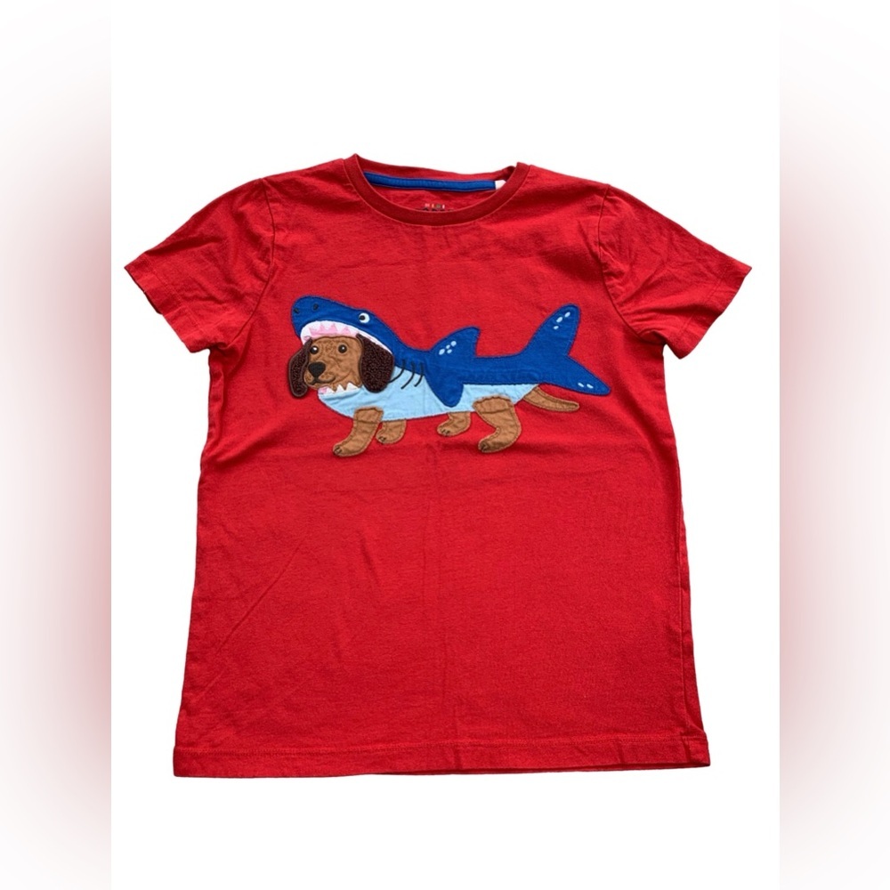 Mini Boden Size 8-9 Years Red Dog Shark Applique Short Sleeve T-Shirt